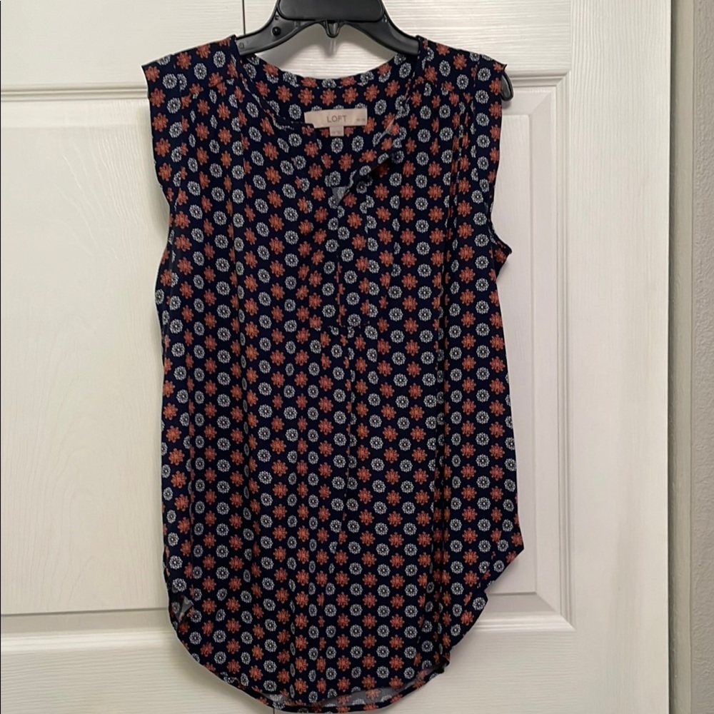 🌷Loft Sleeveless Business Casual Popover Top XSP Floral or Medallion Print